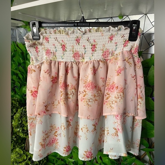 Cute Pink Tiered Ruffle Stretch Wide Waist XL Skirt Giving Strawberry Shortcake - Picture 7 of 12